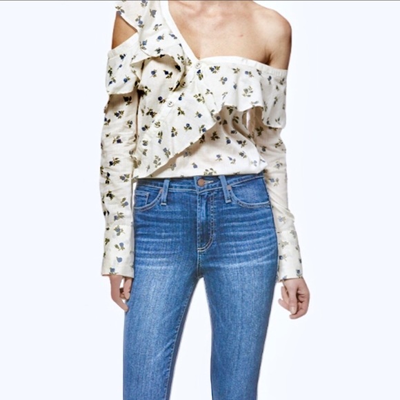 PAIGE Tops - ⚡️NWT⚡️PAIGE Marlow Top Size M